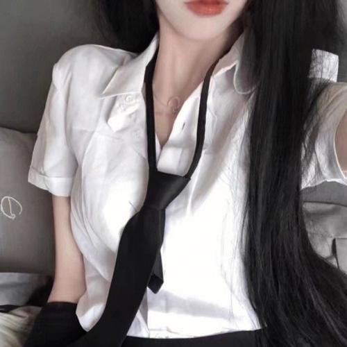 美女和液体人